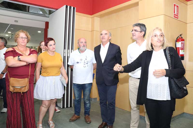 A Exposición Marcas dos Mariñeiros pódese visitar ata o 6 de outubro en horario de 7:30h a 15:00h e de 19:00h a 20:30h, enmarcada nos actos previos á celebración do XIV Encontro de Embarcacións Tradicionais de Galicia, que se celebrará na Guarda do 11 ao 14 de xullo de 2019.