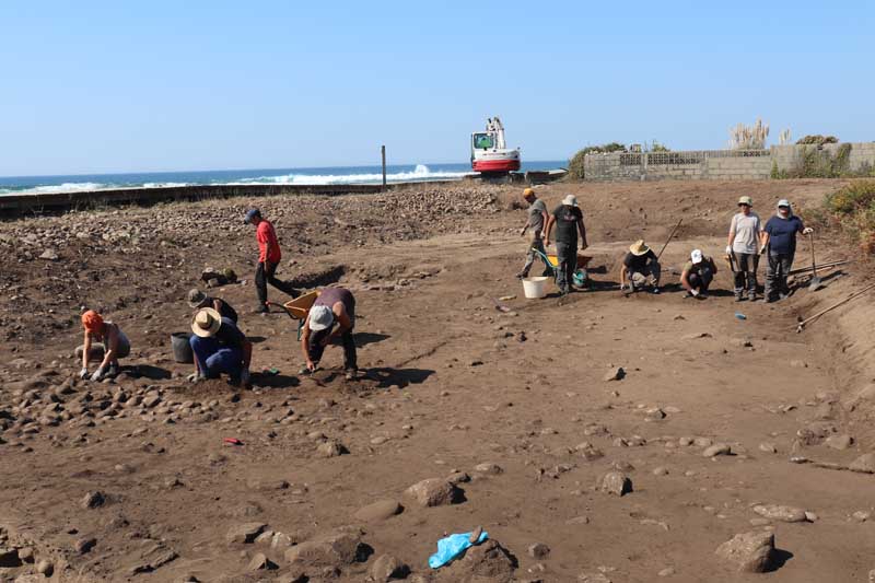 O pasado luns día 24 de setembro iniciáronse os traballos de escavación arqueolóxica das Salinas do Seixal e de Camposancos, enmarcado no Proxecto «A Guarda, Mar de Sal».