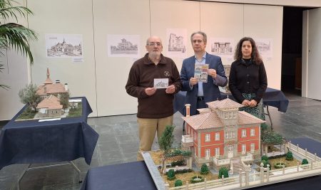O Concello organiza unha exposición para que o alumnado coñeza a herdanza indiana na Guarda