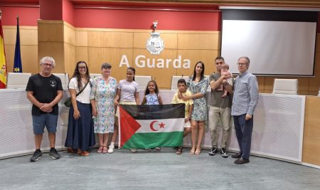 O Concello da Guarda recibe aos tres nenos saharauís participantes no programa “Vacacións en Paz”